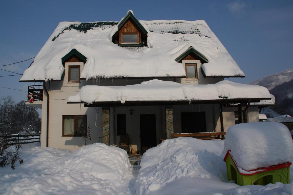 Hotel Vila Sucu Poiana Mărului Exteriér fotografie