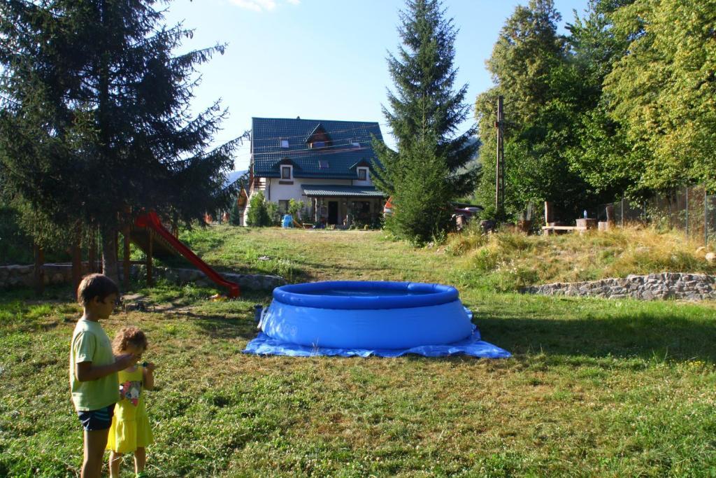 Hotel Vila Sucu Poiana Mărului Exteriér fotografie