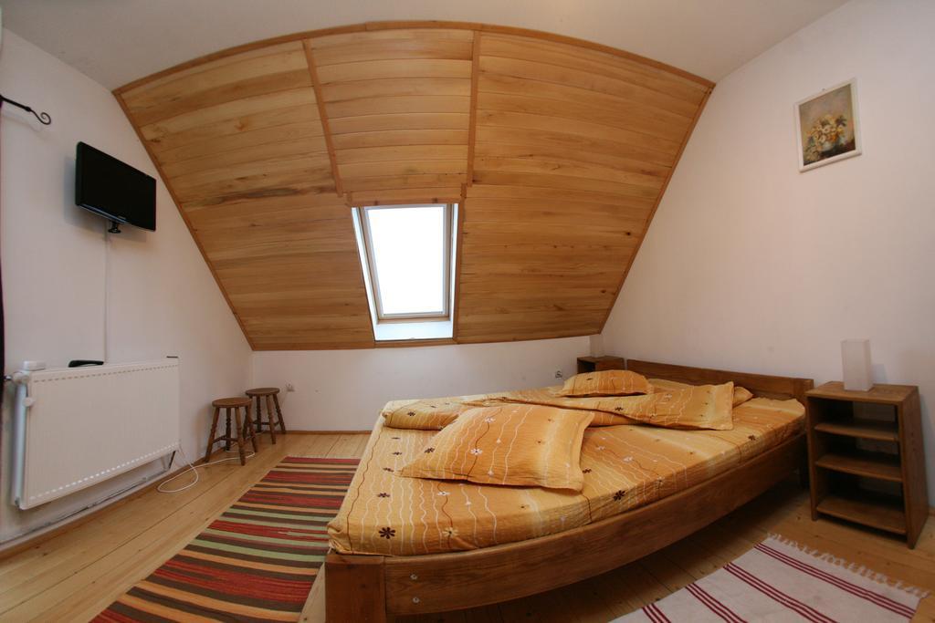 Hotel Vila Sucu Poiana Mărului Exteriér fotografie
